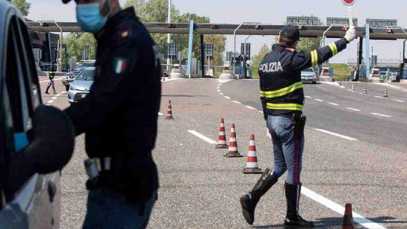 `Don't do silly things': Europe tries to stop Easter travel