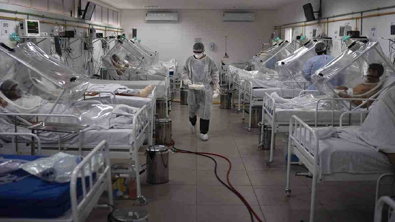 Global death toll from coronavirus hits 108,826