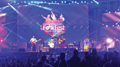 Raghu Dixit Project Leaves Audience Spellbound Independent raghu dixit project leaves audience spellbound independent