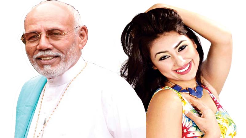 star opposite apu biswas in film
