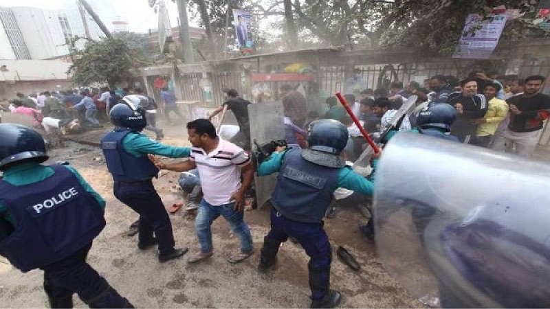 BNP activists clash with police in city - Vimarsana News